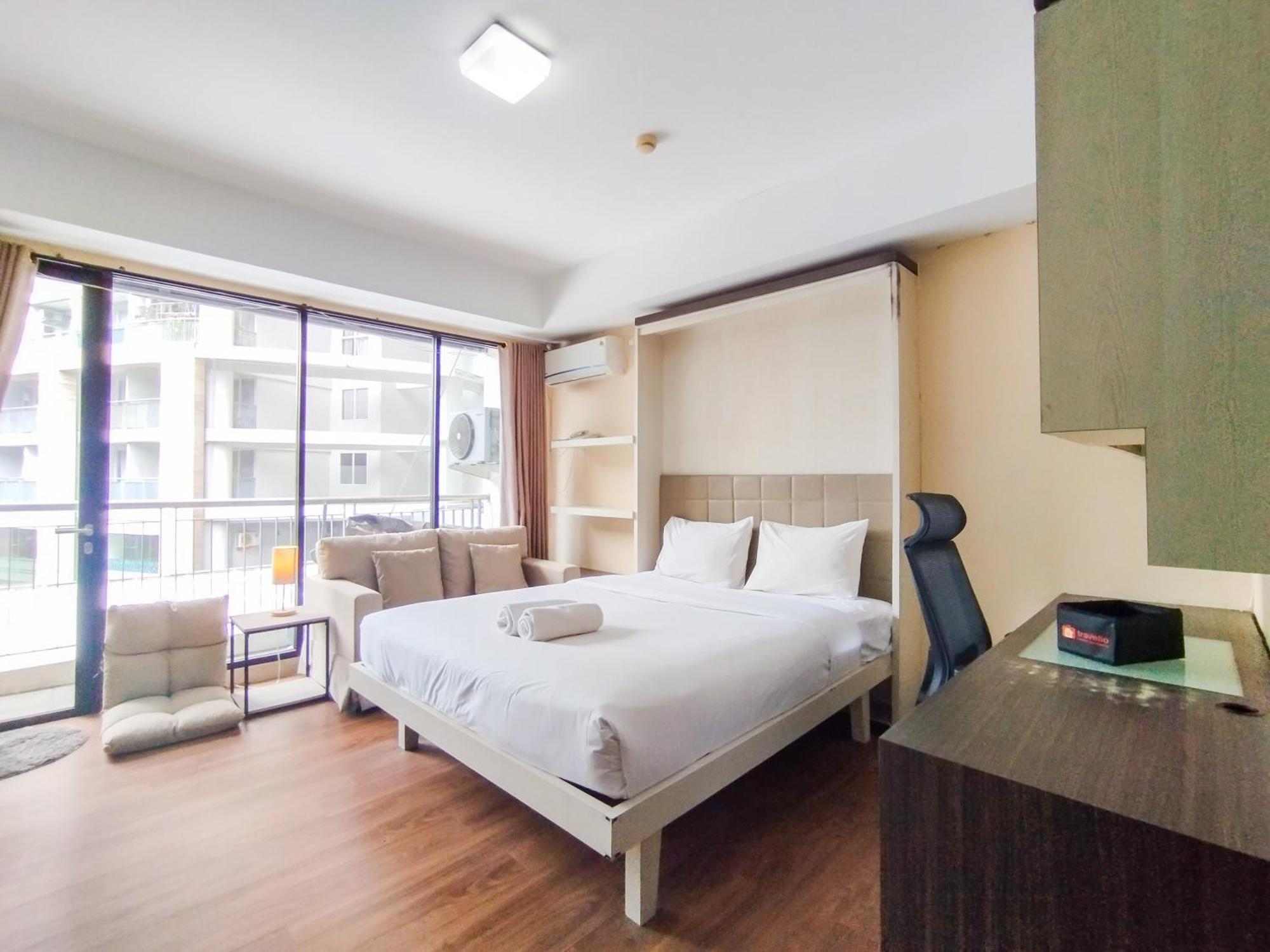 Simply And Comfy Studio Room Apartment Beverly Dago By Travelio Bandung Exterior photo